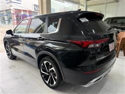 ميتسوبيشي اوتلاندر